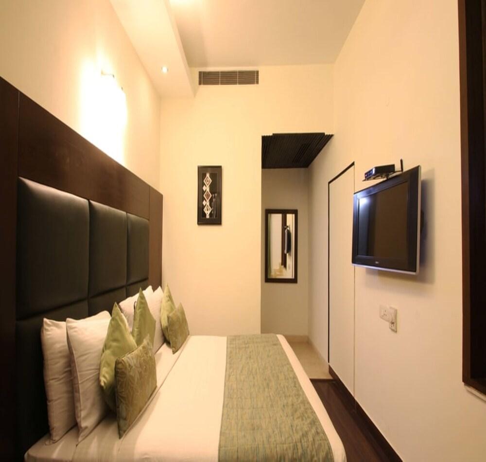 Jht Hotels Νέο Δελχί Εξωτερικό φωτογραφία