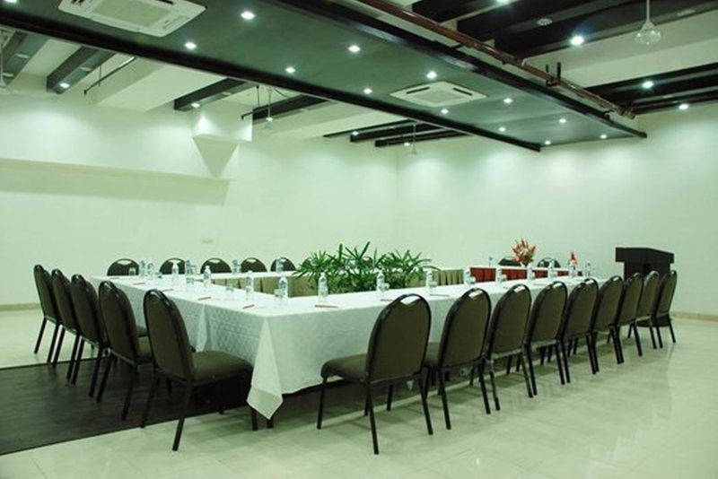 Jht Hotels Νέο Δελχί Εξωτερικό φωτογραφία