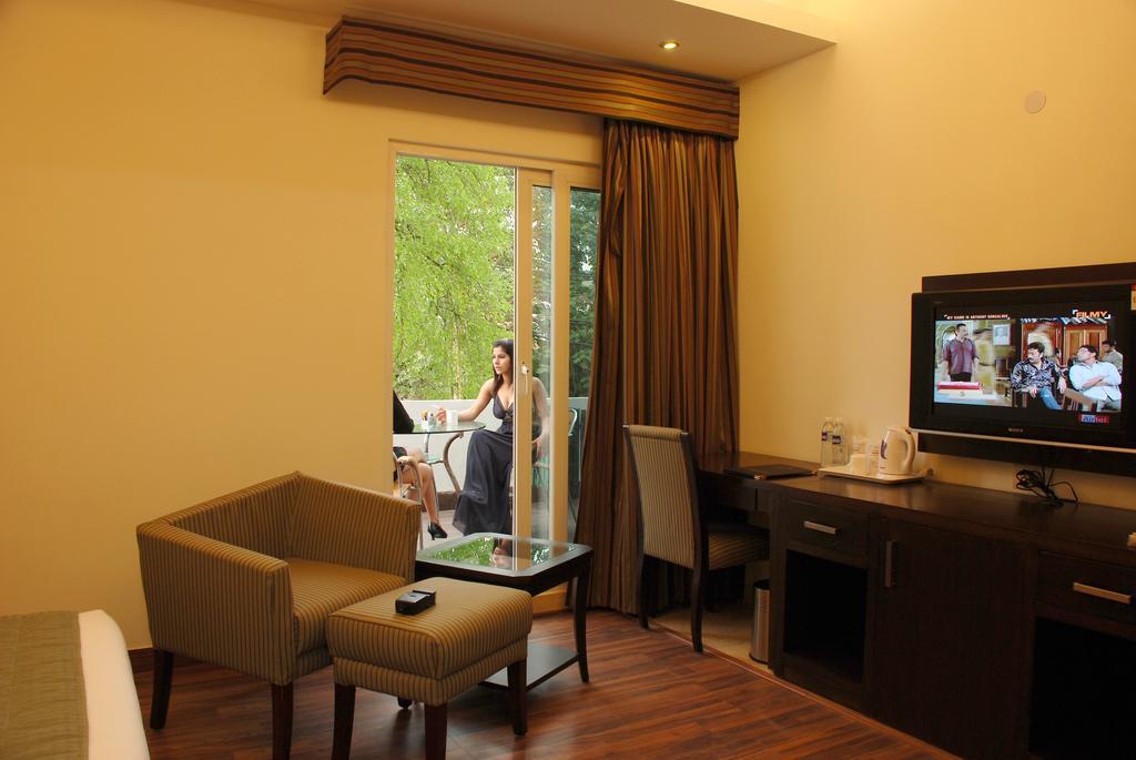 Jht Hotels Νέο Δελχί Εξωτερικό φωτογραφία